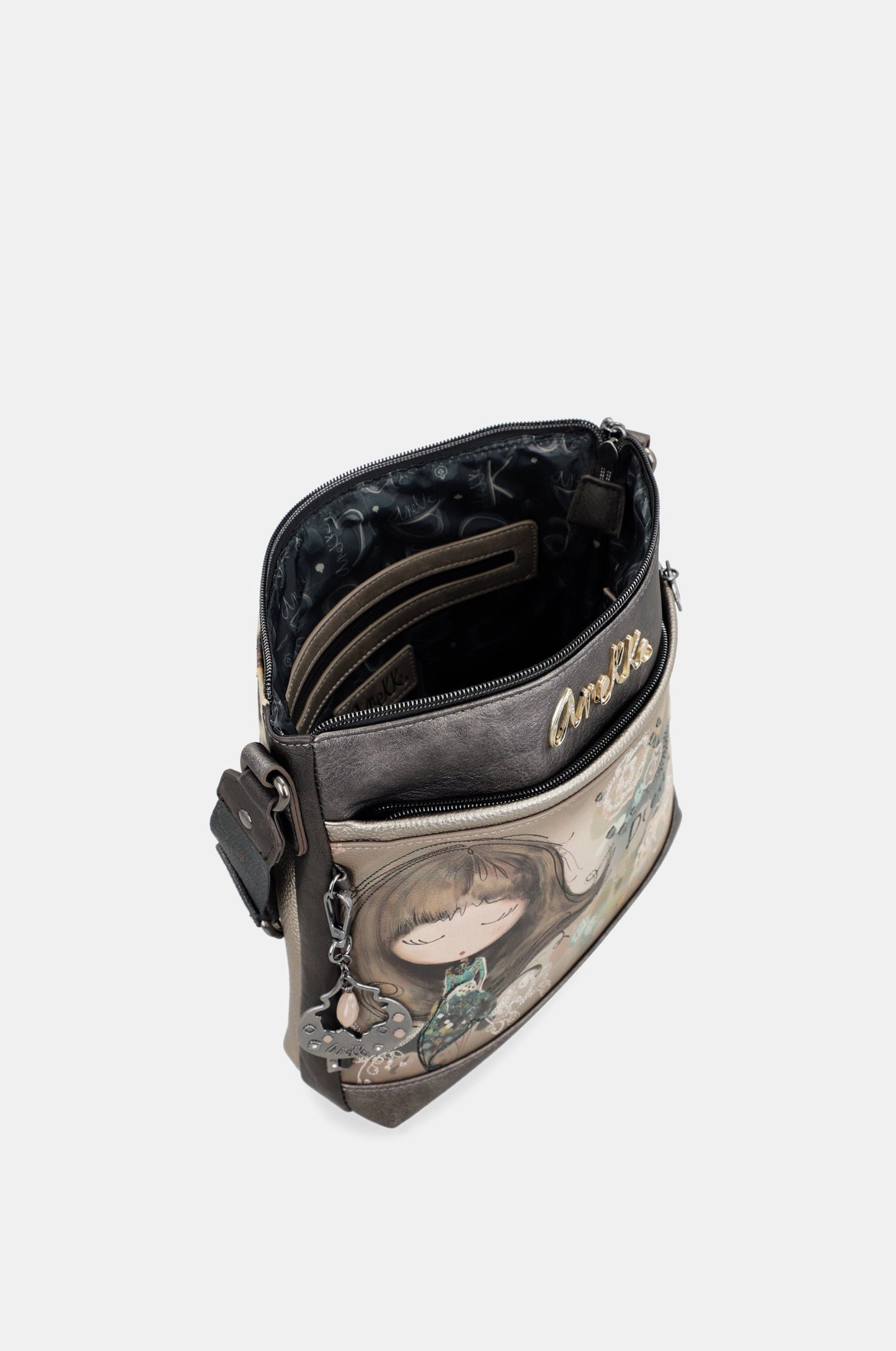 Real crossbody bag with front pocket