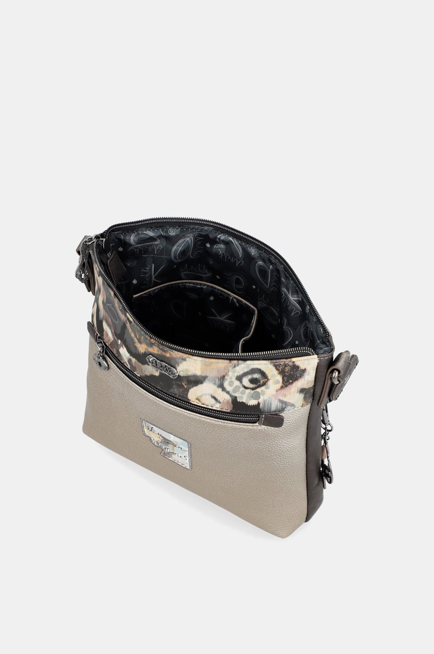 Real crossbody bag with front pocket