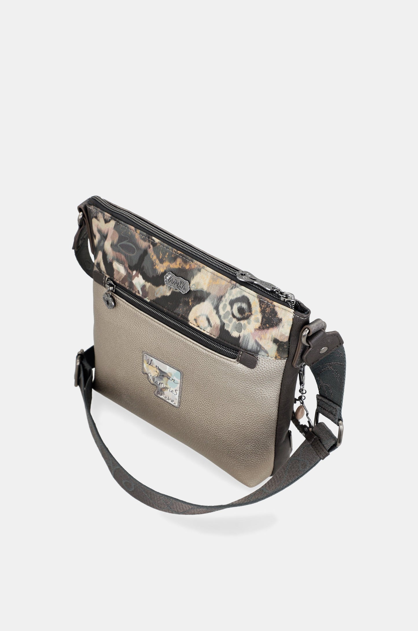 Real crossbody bag with front pocket