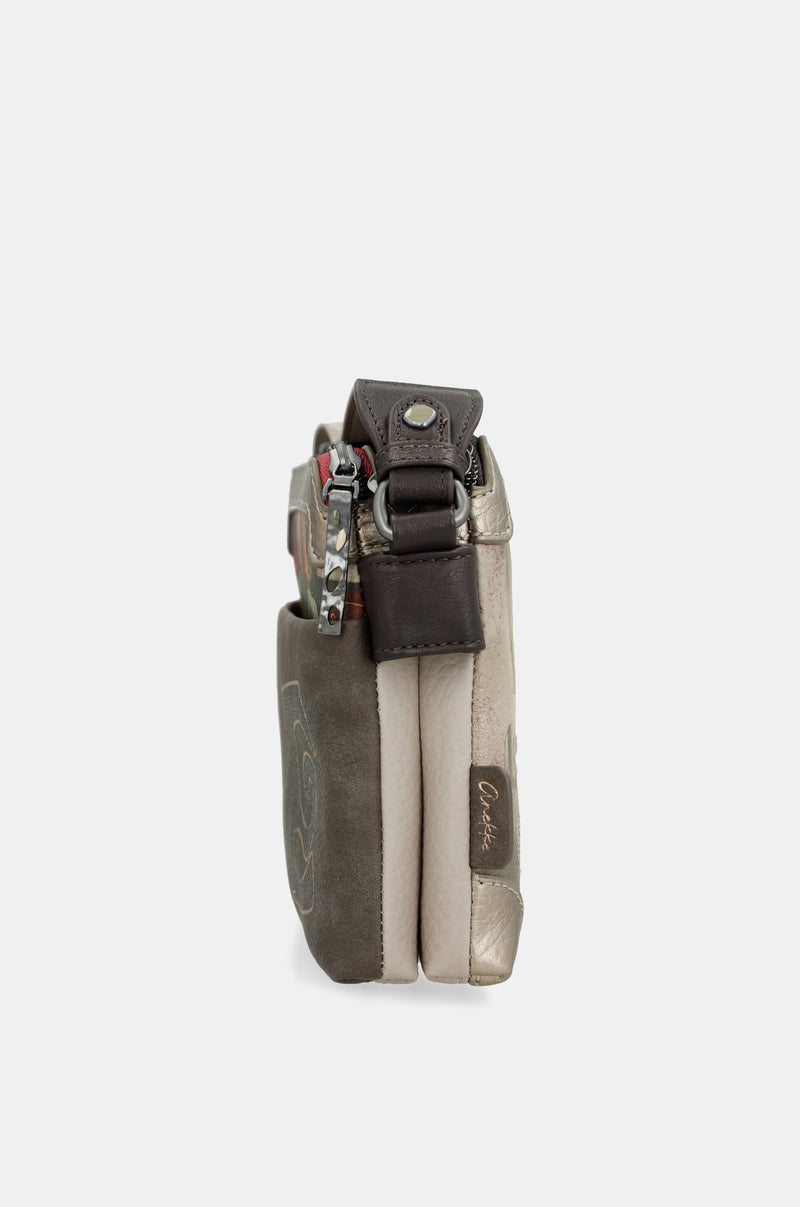 Triple-compartment crossbody bag Muse
