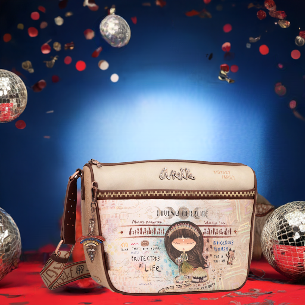 *HALF PRICE** Menire large crossbody bag with pockets