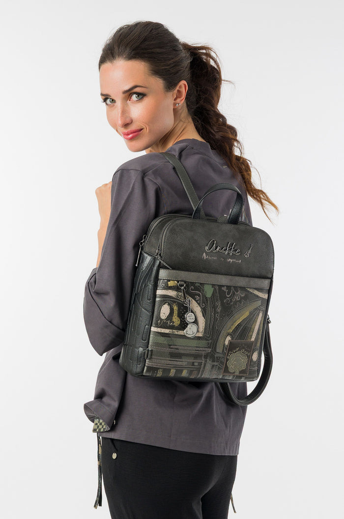 Square backpack Melody