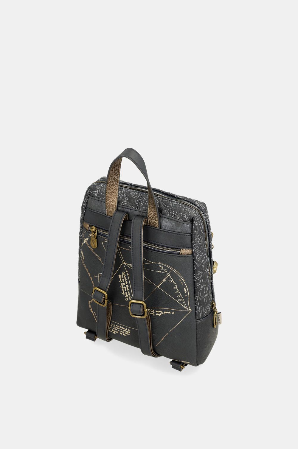 Studio backpack for leisure use